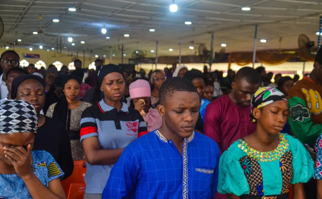 Students gathered for chapel worship